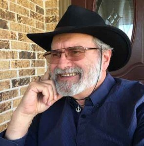 Anton-black-cowboy-hat-peace-capsurz-testimonial